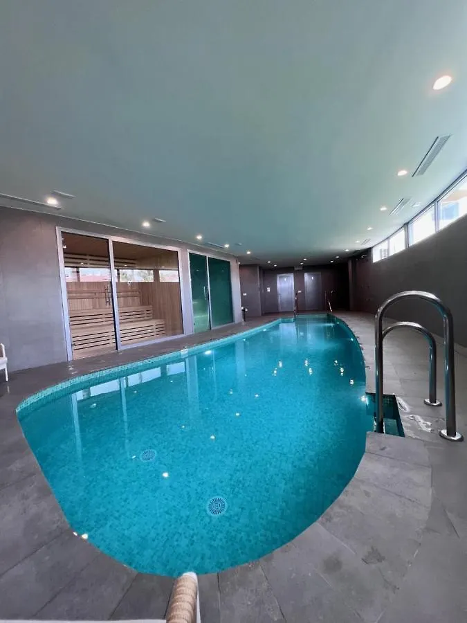 One Residences Sitio de Calahonda